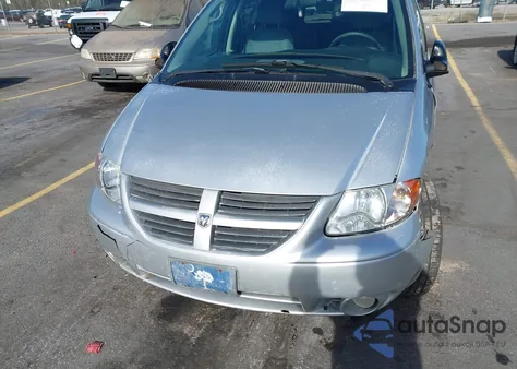 2006 Dodge Grand Caravan Sxt from USA, damaged, VIN 2D4GP44L16R717109